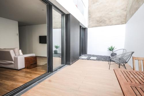 Aljube Residences I - Apt novo, com terraço, centro PDL