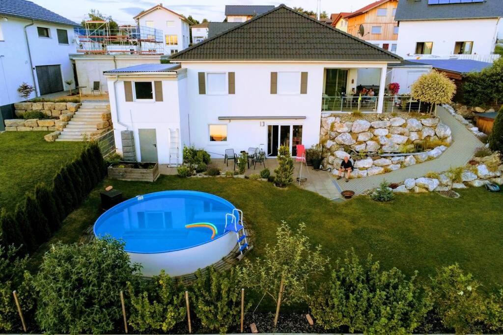 Allgäu gemütliche, moderne Wohnung mit Garten-Pool 11 Erlenweg, 88260 Argenbühl