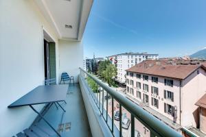 Allure - 2 bedroom apartment with balcony in the centre of Annecy