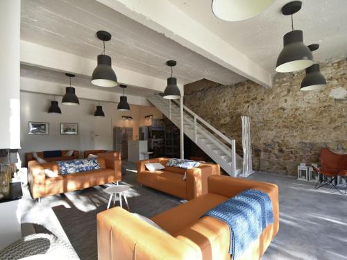 Alluring Apartment in Villes que with Jacuzzi