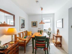 Alluring Holiday Home in Pepelow near Seabeach, Watersports