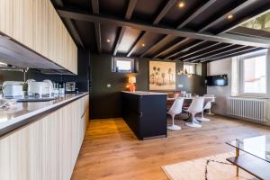 ALMA KEYWEEK Duplex apartment with terrace and ocean view in Biarritz