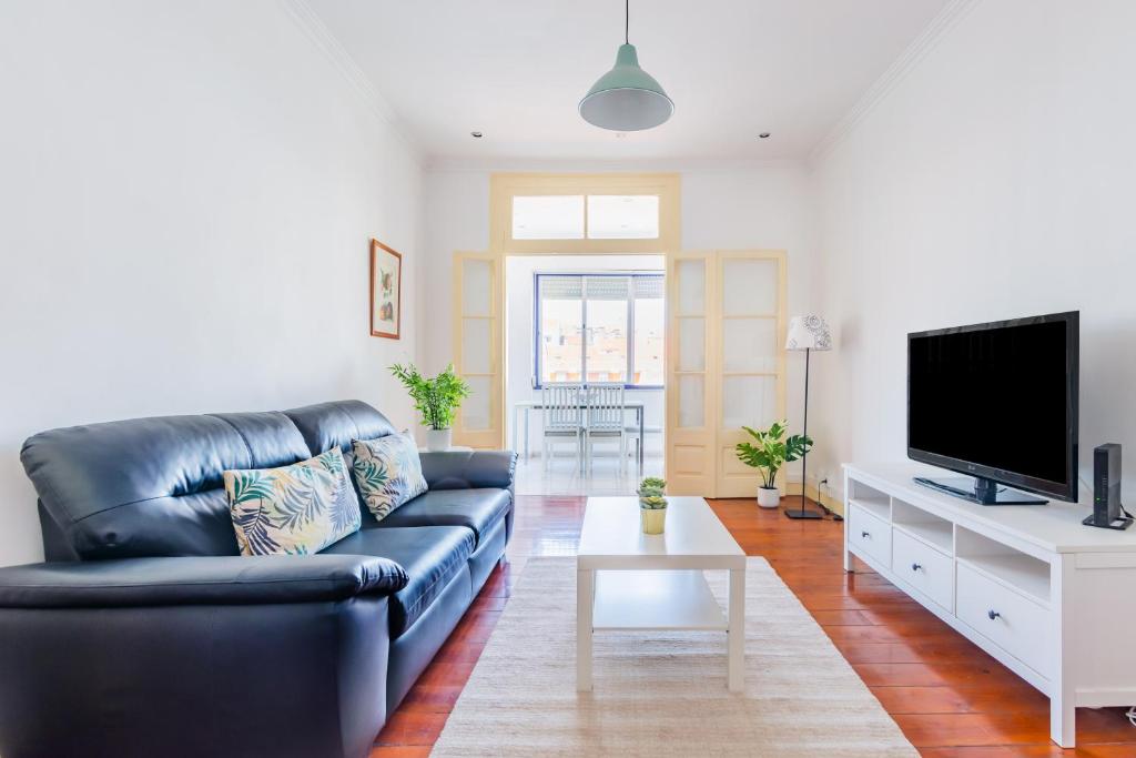 Almirante Home with 3 Bedrooms & 3 Bathrooms 57A Avenida Almirante Reis 4ºEsq., 1150-011 Lisbonne