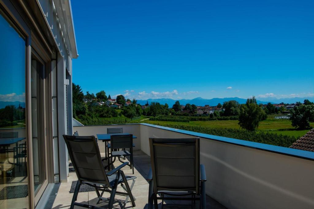 Alpenblick 3 Herrengartenstrasse 14, 88131 Lindau-Bodolz