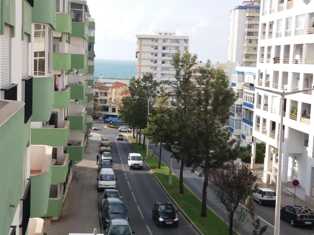 Alsol Av. de Ceuta Urb. Algarvesol bloco D 54 35, 8125-116 Quarteira