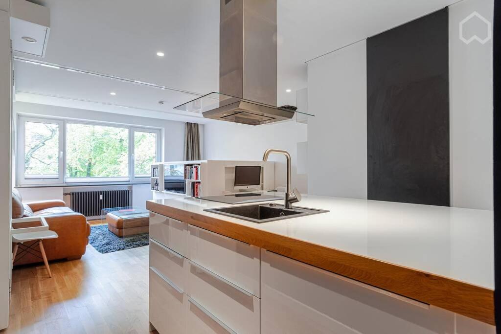 Alster 36 - Exklusives City Apartment 36A Herbert-Weichmann-Straße, 22085 Hambourg