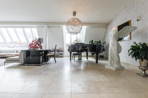 Alte Schönhauser Penthouse