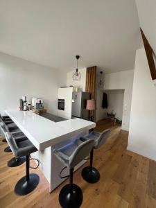 Appartement Alter Bahnhof Kruft erstrahlt in neuem Glanz Bahnhofstraße 22 56642 Kruft Rhénanie-Palatinat