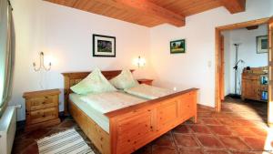 Appartement Alter-Gardinger-Deich-Wohnung-G-2 Alter Gardinger Deich 11 25836 Siekbüll Schleswig-Holstein