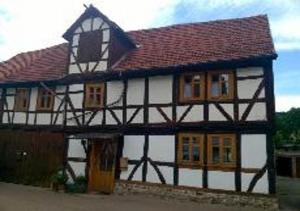 Ältestes Haus in Quentel - Ferienwohnung 1 mit kleinem Garten