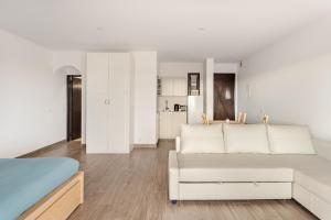 ALTIDO Cosy studio wtih parking and garden