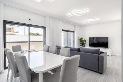 ALTIDO Elegant flat with balcony