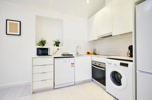 ALTIDO Fabulous 3-BR Apartment in Western Lisbon