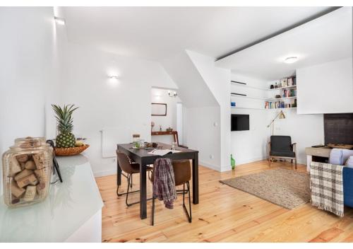 ALTIDO Fabulous Chiado Flat in Perfect Centre