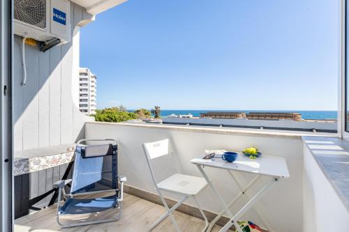 ALTIDO Lovely flat with balcony and sea view
