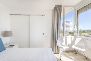ALTIDO Lovely flat with balcony and sea view