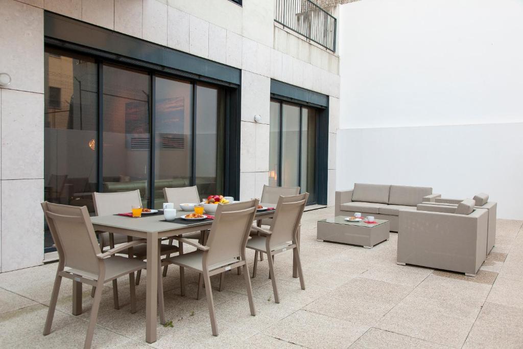 ALTIDO Luxurious and Spacious 1-bed Apt with huge terrace by Parque subway 22 Avenida Antonio Augusto de Aguiar, 1050-010 Lisbonne