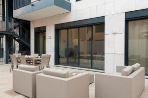 ALTIDO Luxurious and Spacious 1-bed Apt with huge terrace by Parque subway