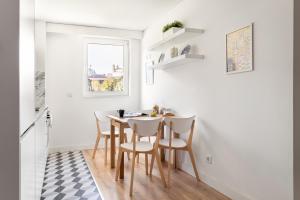 ALTIDO Modern 2-BR Flat near Metro and Train Station