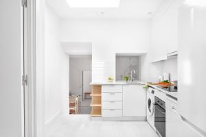 ALTIDO Modern 3-BR Flat in Alcantara, Lisbon