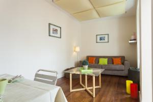 Appartement ALTIDO Spacious and bright 1-bed flat with city views in Lapa Rua do Quelhas 9 1200-754 Lisbonne -1