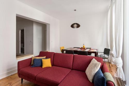 ALTIDO Spacious Arroios Flat, Easy Access to the Centre