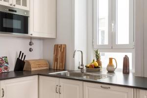 ALTIDO Spacious Arroios Flat, Easy Access to the Centre