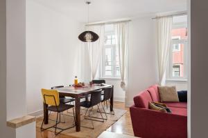 ALTIDO Spacious Arroios Flat, Easy Access to the Centre