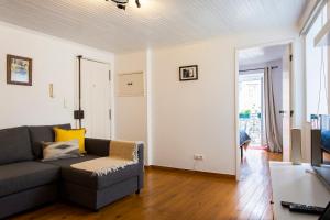 Appartement ALTIDO Stylish 1-bed flat with city views in Alfama Rua do Loureiro, 7 1100-502 Lisbonne -1