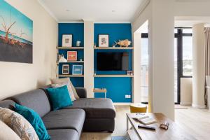 ALTIDO Stylish flat with balcony overlooking the sea