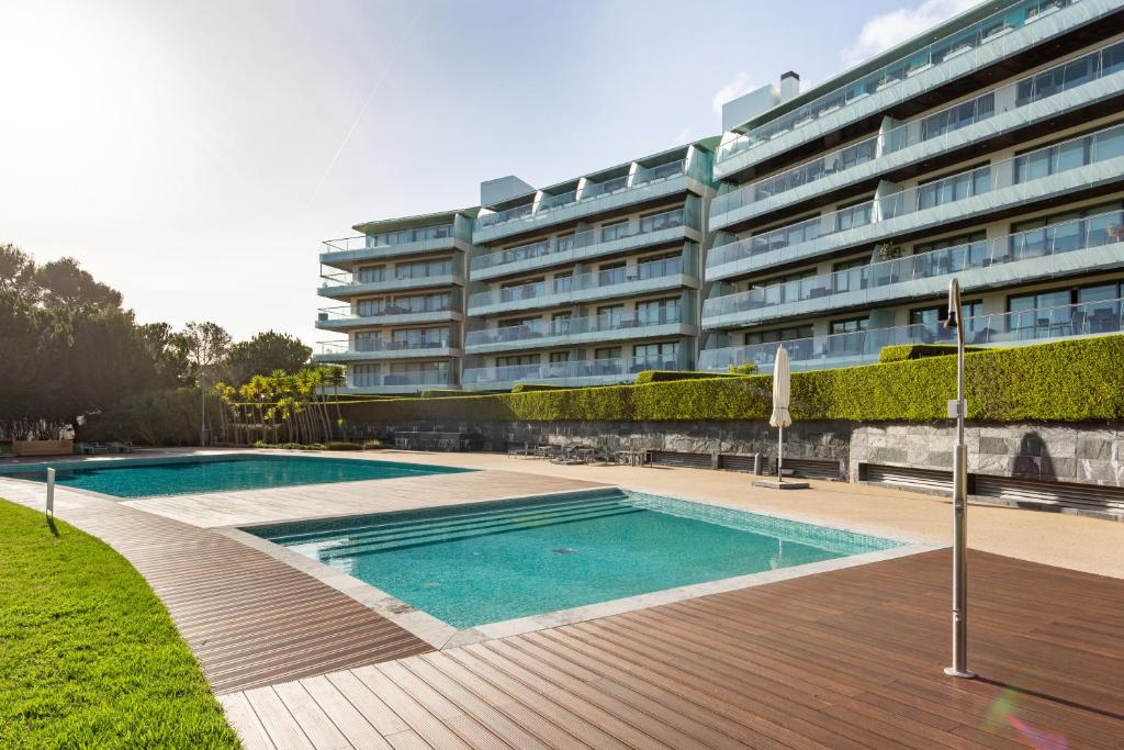 Appartement ALTIDO Superb Apt with Terrace, Pool and Spa in Cascais 37 Rua Guilherme Salgado 2750-251 Cascais