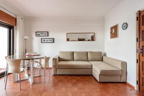ALTIDO Superb flat with Terrace and Ocean Views