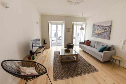 ALTIDO Trendy 2BR Apt in Sao Bento, moments from Garden Sao Bento
