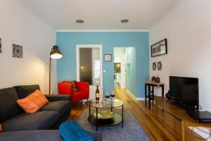 ALTIDO Urban 1-bed flat with workspace, moments from Avenida da Liberdade