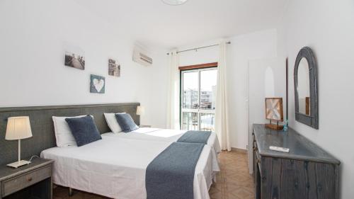 Altura Vacations