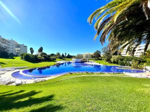 Alvor Paradise With Pool by Homing