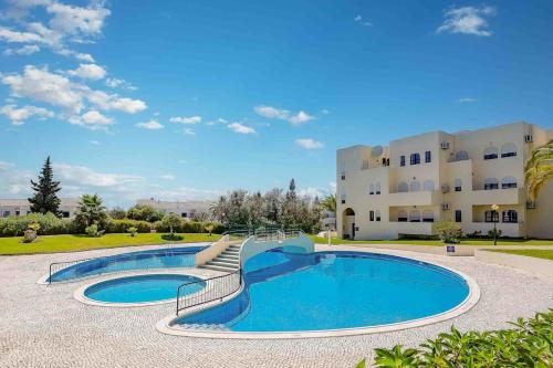 Alvor Spacious apartment