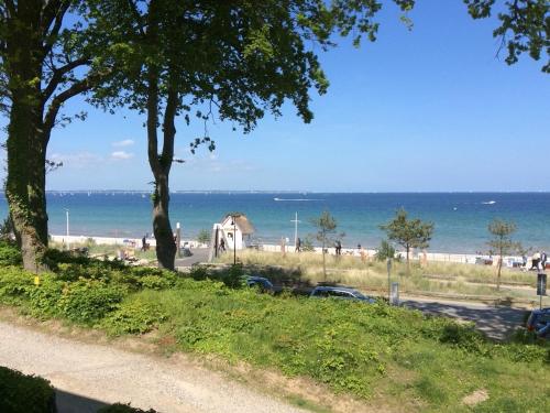 Am Hang 15 Seeblick App 7