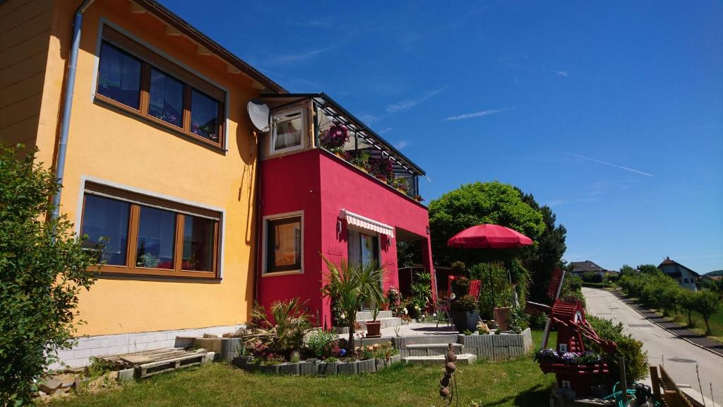 Am Rosengarten Am Bühl 44, 91284 Neuhaus an der Pegnitz
