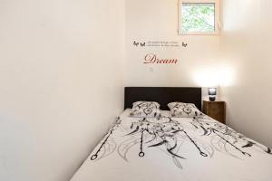 AMAZING 1 bedroom LOFT in NICE city centre seafront