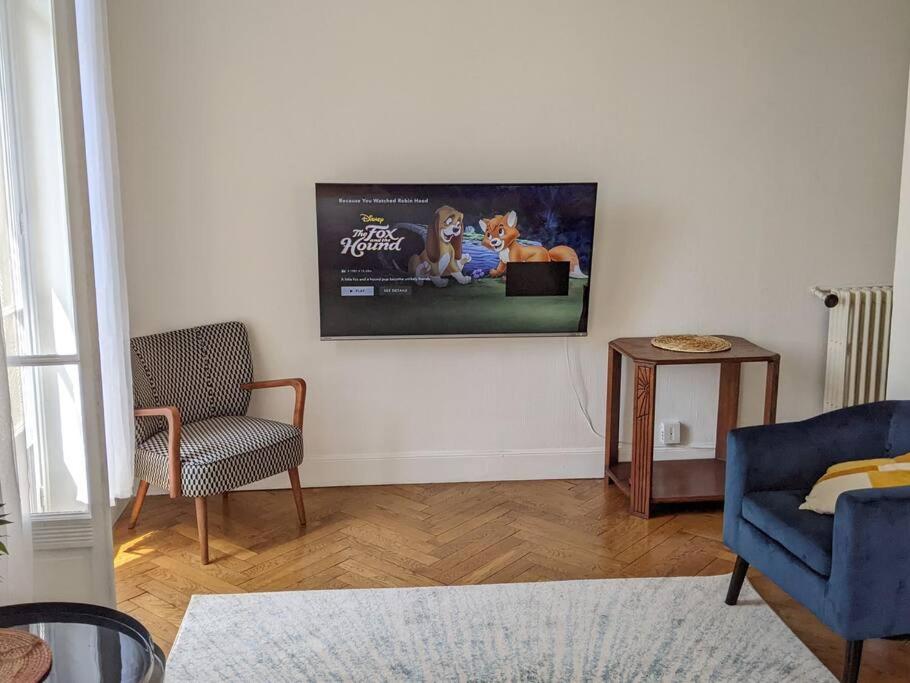Amazing 2-bedroom apartment in Nice near the beach 3rd floor, next to lift 39 Boulevard François Grosso, 06000 Nice