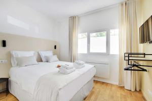 Amazing apartment-2P-Sacré Coeur-Poissonniers-1