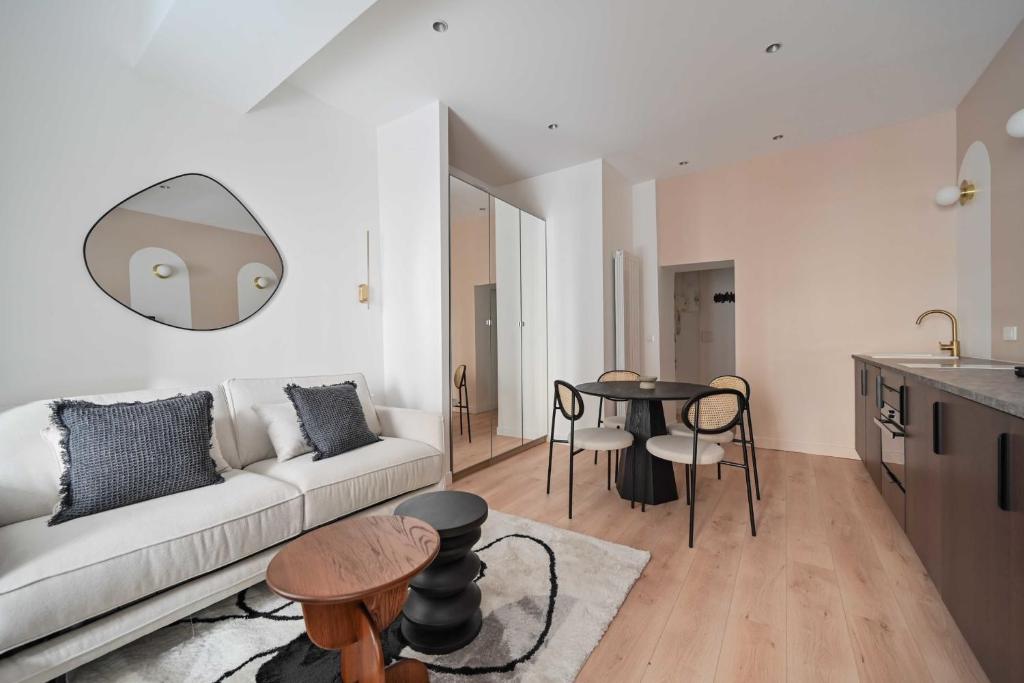 Amazing apartment 3P- Saint-Paul 64 Rue Saint-Antoine, 75004 Paris