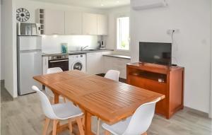 Amazing apartment in Agde with WiFi and 2 Bedrooms