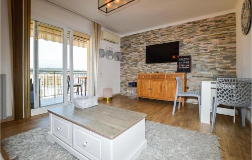 Amazing apartment in Ajaccio with WiFi and 2 Bedrooms