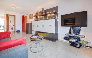 Amazing apartment in Calvi with WiFi and 2 Bedrooms
