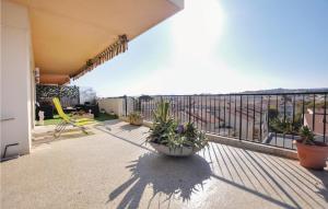 Amazing apartment in Cannes with 2 Bedrooms and WiFi