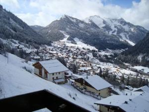 Amazing apartment in Chatel with terrace