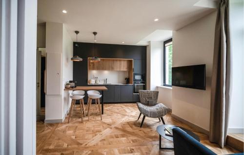 Amazing apartment in Concarneau with 1 Bedrooms, Outdoor swimming pool and Heated swimming pool