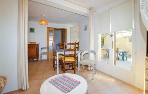 Amazing apartment in Coti Chiavari with WiFi and 1 Bedrooms